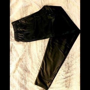 Faux leather black jeggings stretchy